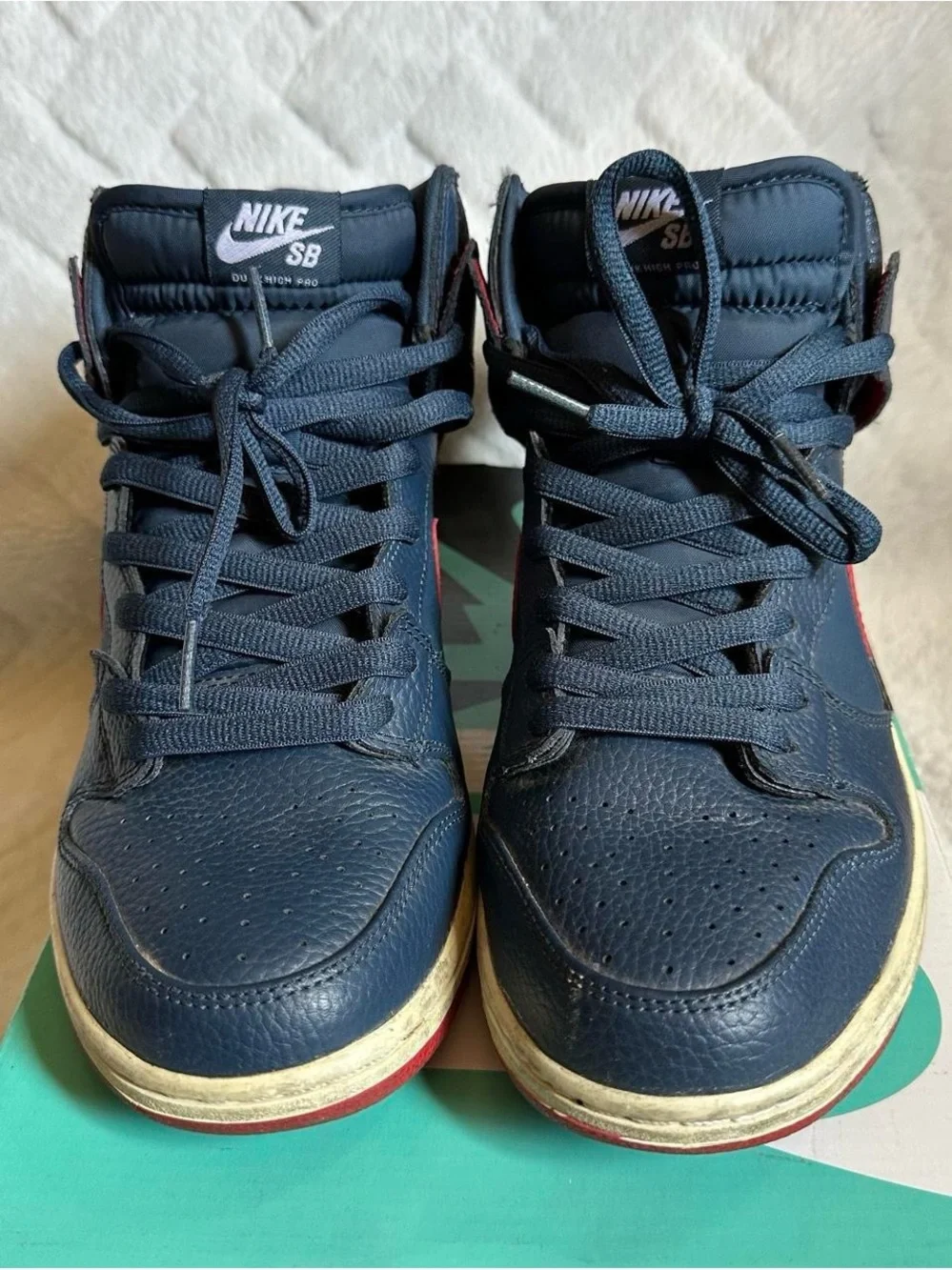 Nike SB dunk high squadron navy Blue High-Top Sneakers with Red Swoosh size 11